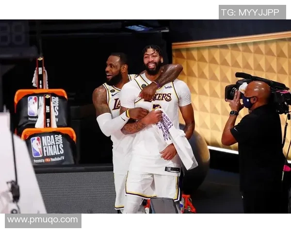 湖人热火总决赛G6第二节精彩回顾与关键时刻分析